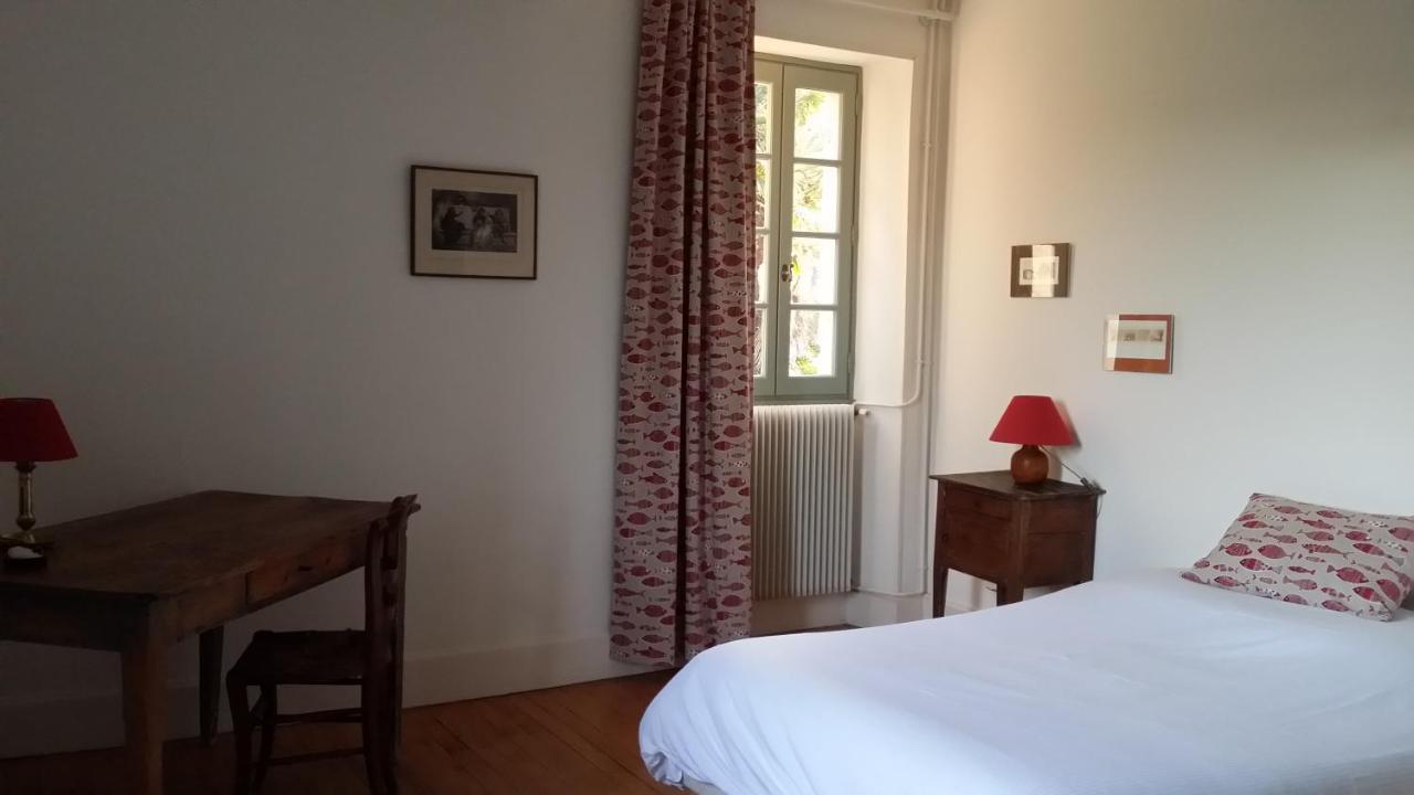 Bed and Breakfast Le Logis Du Pradet Moncrabeau Zewnętrze zdjęcie